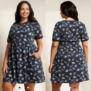 Her Universe Star Wars Spaceships
T-Shirt Dress Plus Size Her Universe
Exclusive